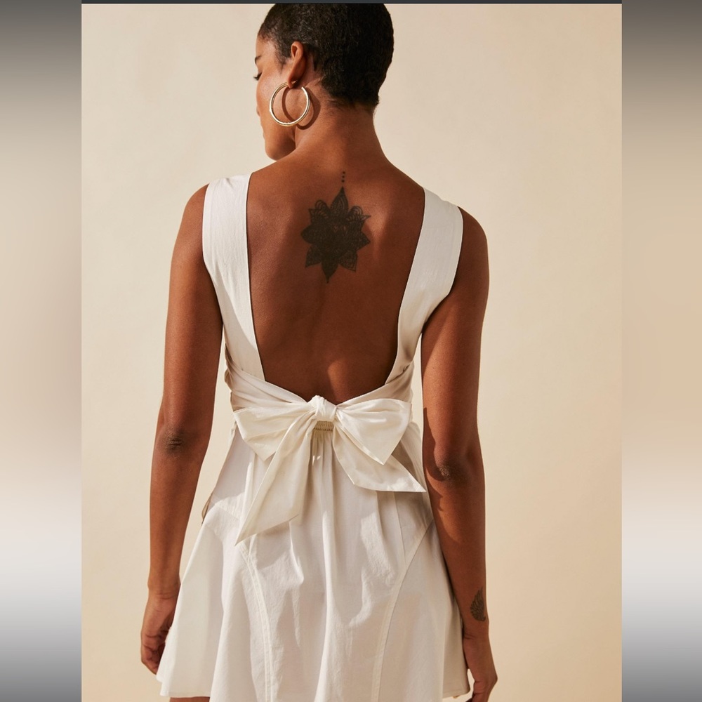 NWOT Eye-Catching mini dress by Free People in size Large - Picture 4 of 15